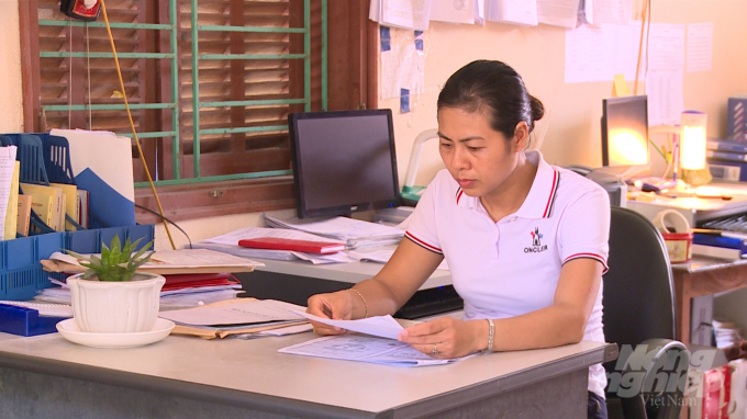 Sau quá trình học 2 năm ngay tại Trung tâm huyện Vĩnh Bảo, bà Phạm Thị Thu Minh được ĐH Chu Văn An cấp bằng hệ chính quy vào năm 2018.