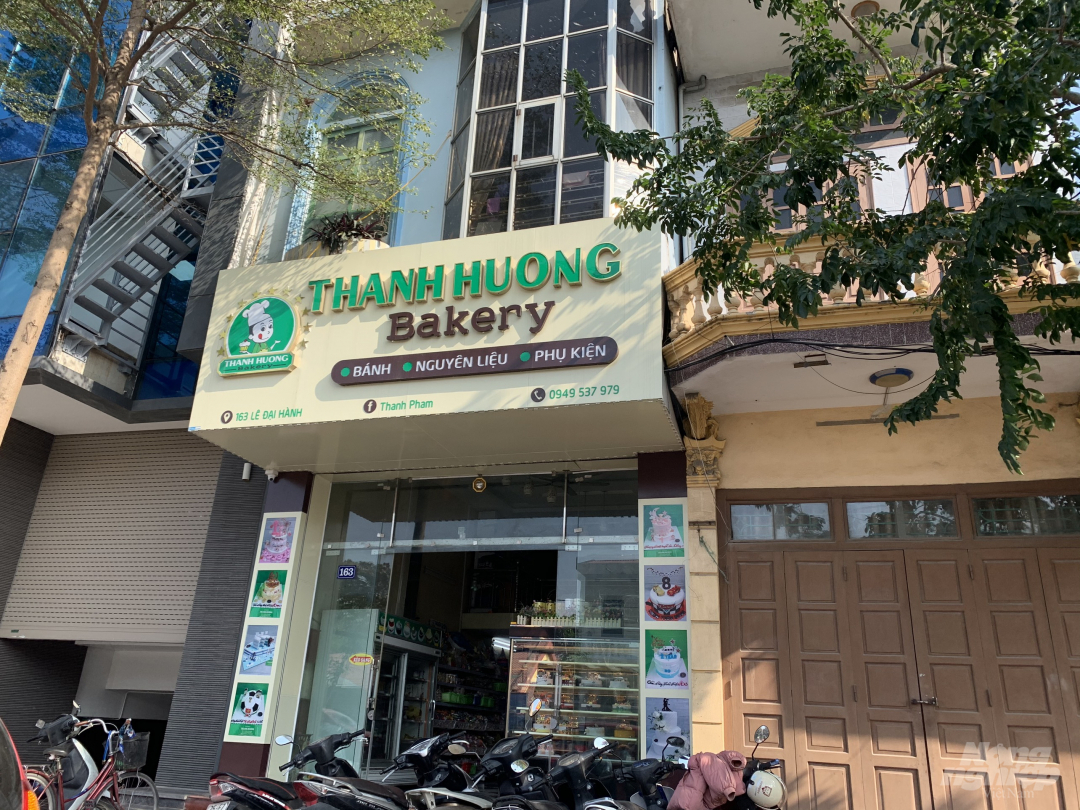 Ngôi nhà số 163 Lê Đại Hành đang được ông Đức sử dụng 6 năm (không trả tiền thuê mặt bằng) dù Giấy chứng nhận quyền sử dụng đất được nhà nước cấp cho gia đình ông Phạm Văn Liêu và bà Vũ Thị Tình. Ảnh: Minh Phúc.