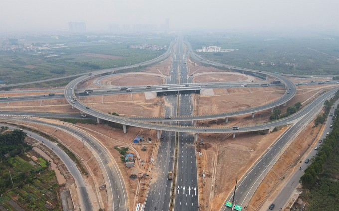 Nút giao đường vành đai 3 với đường cao tốc Hà Nội – Hải Phòng. Ảnh: Hà Nội mới.