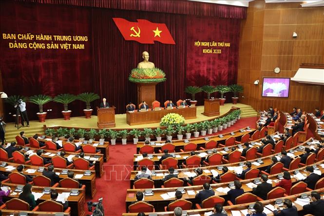 Tại Hội nghị lần thứ 2 Ban Chấp hành Trung ương Đảng cộng sản Việt Nam khóa XIII được khai mạc vào sáng 8/3, Bộ Chính trị trình Trung ương quyết định việc giới thiệu nhân sự ứng cử các chức danh Chủ tịch nước, Thủ tướng Chính phủ, Chủ tịch Quốc hội . Ảnh: TTXVN.