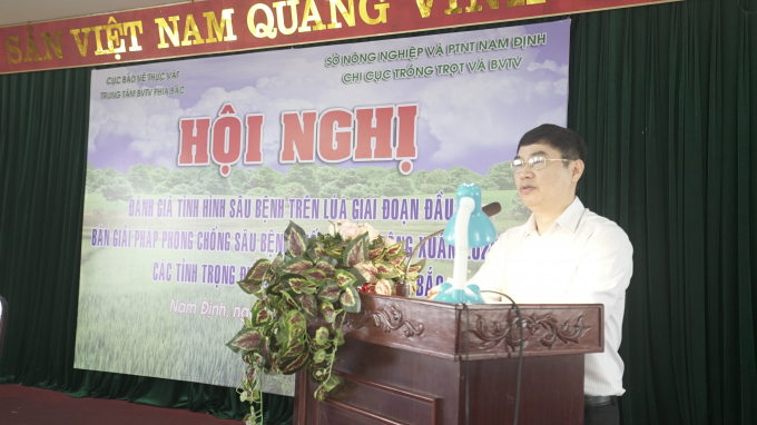 Ông Nguyễn Qúy Dương, Phó Cục trưởng Cục BVTV nhấn mạnh: Các địa phương không được chủ quan, tiếp tục bám sát đồng ruộng, bảo vệ thắng lợi vụ đông xuân 2020-2021. Ảnh: Trung Quân.
