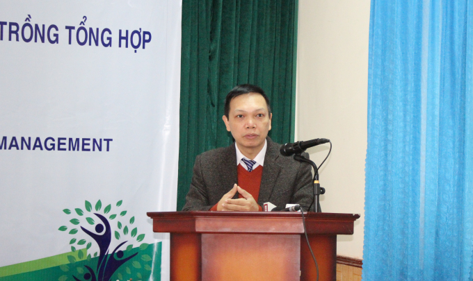 Ông Nguyễn Song Hà, Trợ lý Trưởng đại diện FAO Việt Nam chia sẻ, dự án 'Hỗ trợ kỹ thuật xây dựng chiến lược và kế hoạch hành động quản lý sức khỏe cây trồng tổng hợp' sẽ đóng góp vào sự chuyển đổi hệ thống lương thực thực phẩm Việt Nam. Ảnh: Trung Quân.