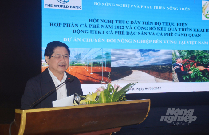 Deputy Minister of Agriculture and Rural Development Le Quoc Doanh addresses the conference. Photo: Quang Yen.