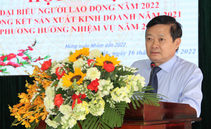 Ông Huỳnh Văn Bảo, Uỷ viên thường vụ Đảng ủy - Thành viên HĐQT Tập đoàn Công nghiệp Cao su Việt Nam đánh giá cao những thành tích mà Công ty Cao su Krông Buk đạt được. Ảnh: Quang Yên.