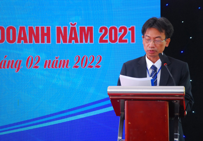 Ông Đỗ Thanh Nam, Tổng Giám đốc Công ty CP Cao su Sa Thầy phát biểu tại hội nghị.