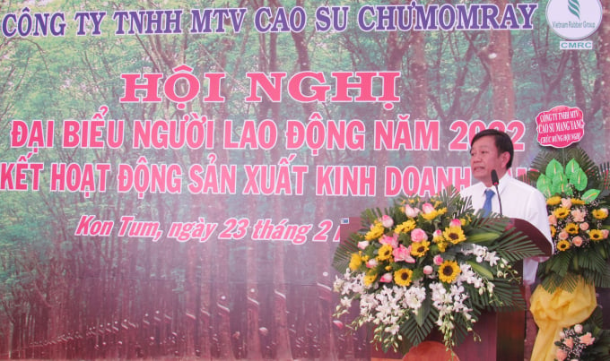 Ông Trần Xuân Thịnh, Tổng Giám đốc Công ty TNHH MTV Cao su Chư Mom Ray phát biểu tại hội nghị.