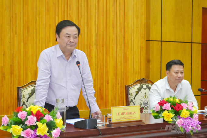 Bộ trưởng Lê Minh Hoan phát biểu chỉ đạo tại buổi làm việc với UBND tỉnh Tây Ninh. Ảnh: Trần Trung.
