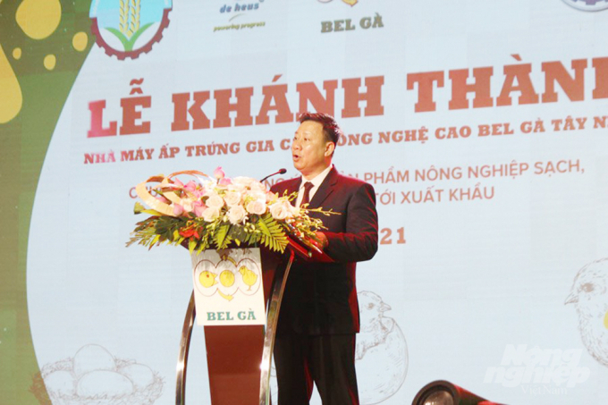 Ông Nguyễn Thanh Ngọc - Chủ tịch UBND tỉnh Tây Ninh phát biểu tại Lễ khánh thành. Ảnh: Trần Trung. 