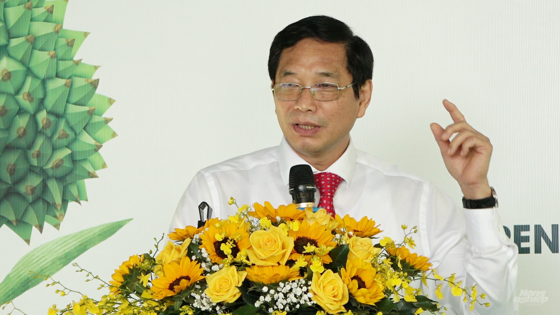 Ông Võ Văn Phi, Phó Chủ tịch UBND tỉnh Đồng Nai, phát biểu chỉ đạo tại buổi Lễ. Ảnh: Minh Sáng.