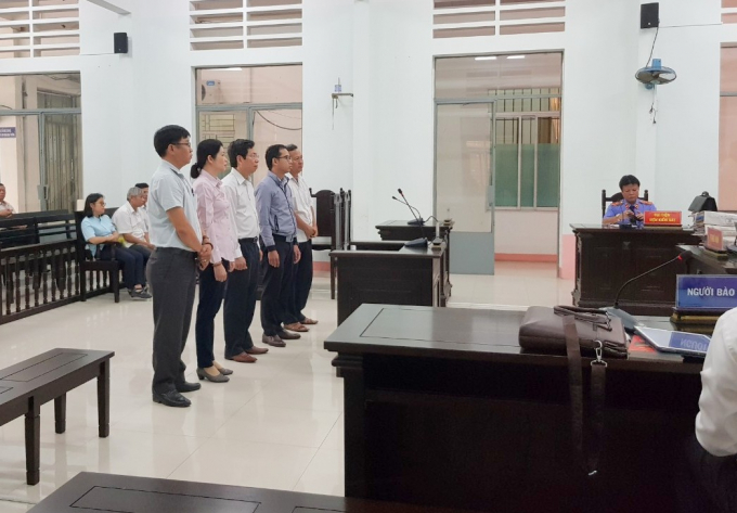 Các bị cáo tại TAND tỉnh Khánh Hòa đã bị tuyên phạt. Ảnh: VH.