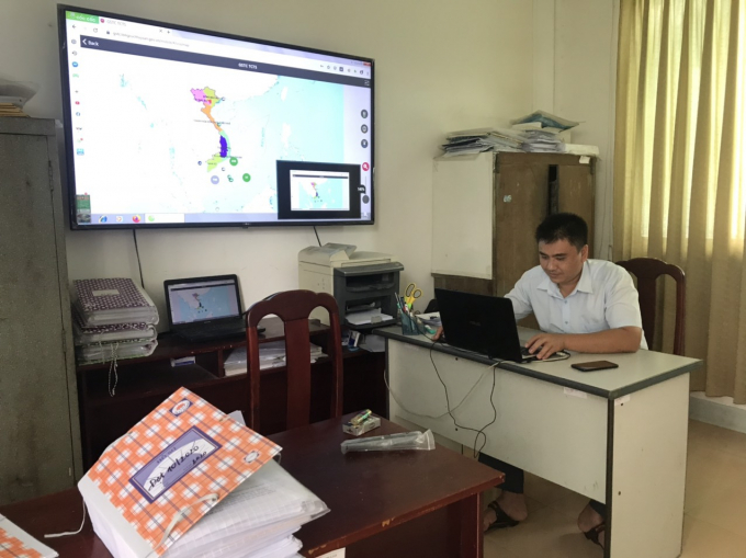Các tàu cá Ninh Thuận được giám sát chặt sẽ thông qua thiết bị giám sát hành trình được kết nối với trạm bờ. Ảnh: KS.