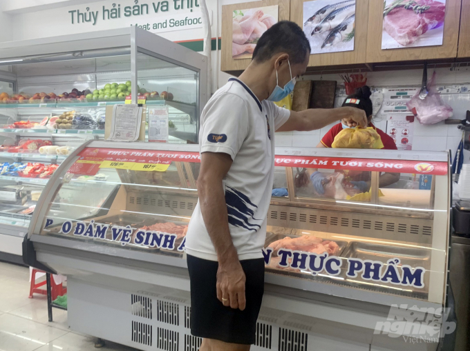 Quầy thịt heo của Vissan tại một siêu thị ở TP.HCM. Ảnh: Nguyễn Thủy.