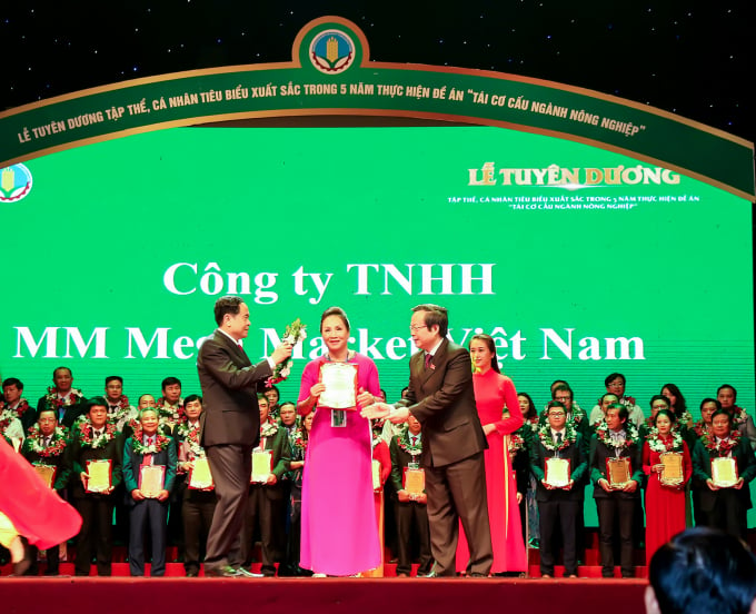 MM Mega Market Việt Nam được Bộ NN-PTNT vinh danh 'Doanh nghiệp vì nhà nông'.