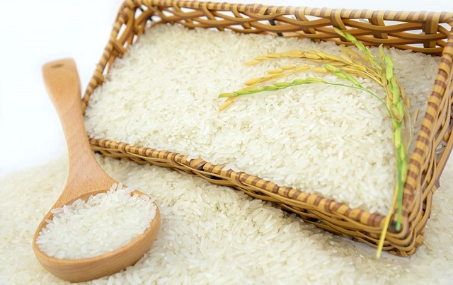 Gạo Việt Nam nhập khẩu vào EU có giá bình quân 781 USD/tấn. Ảnh: TL.