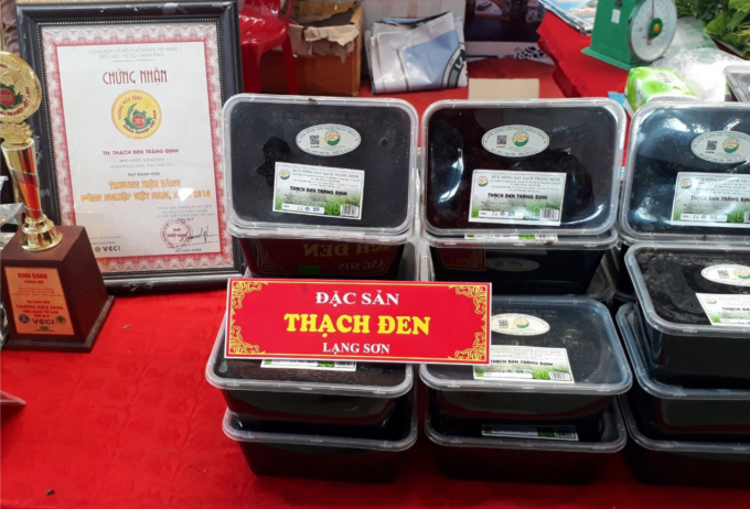 Sản phẩm thạch đen Tràng Định. 