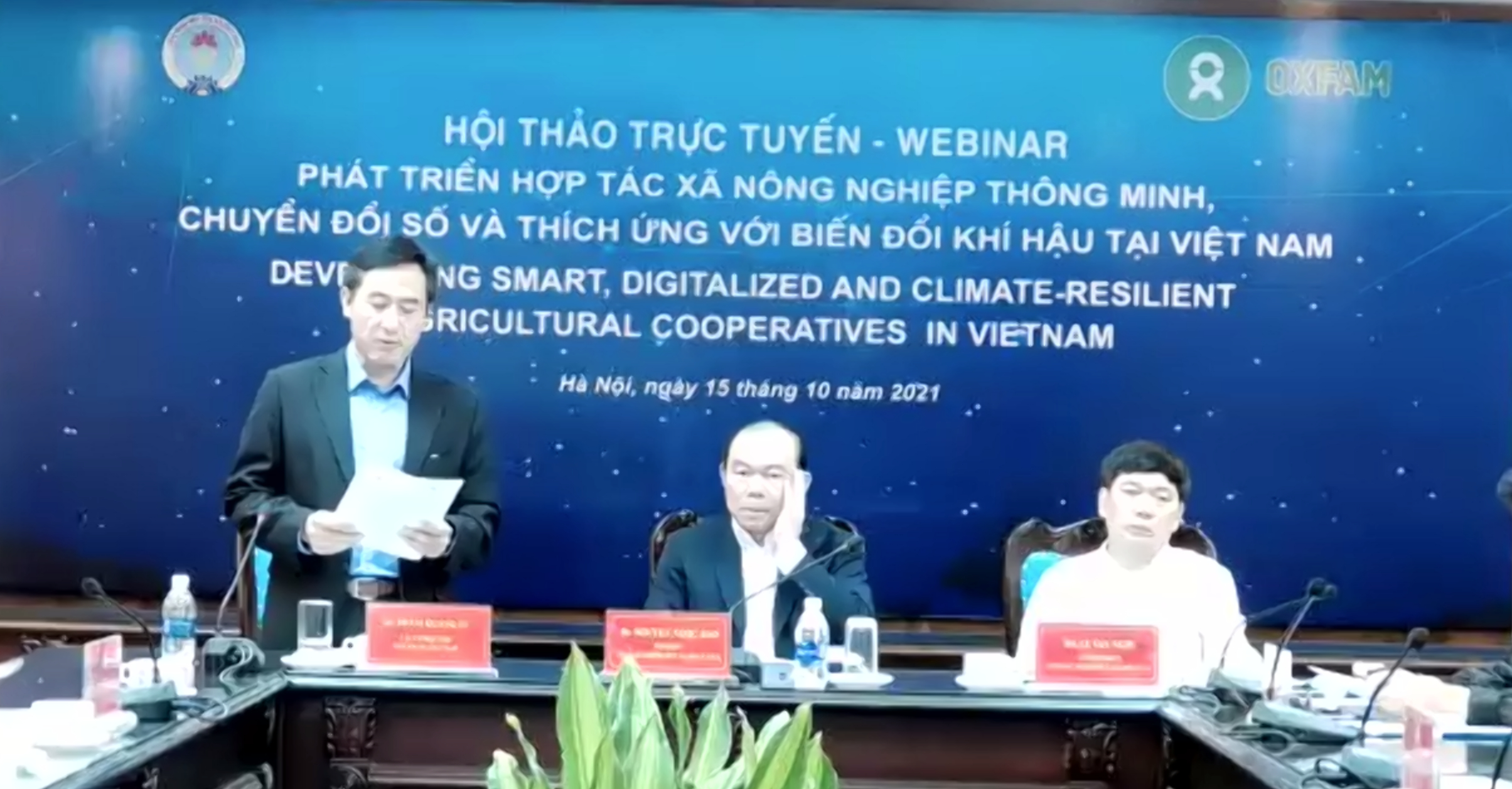TS. Phạm Quang Tú, Phó Giám đốc Tổ chức Oxfam tại Việt Nam phát biểu khai mạc hội thảo.