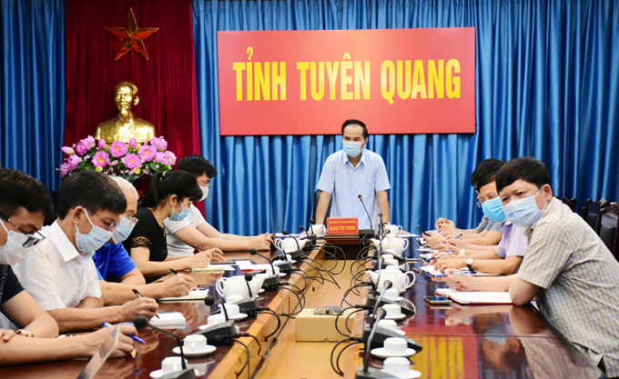 Phát hiện có 4 trường hợp F1, UBND tỉnh Tuyên Quang tổ chức họp khẩn trong đêm. Ảnh: TL.
