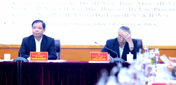 Bộ trưởng Nguyễn Xuân Cường nhấn mạnh 4 điểm yếu của ngành chăn nuôi. Ảnh: Minh Phúc.