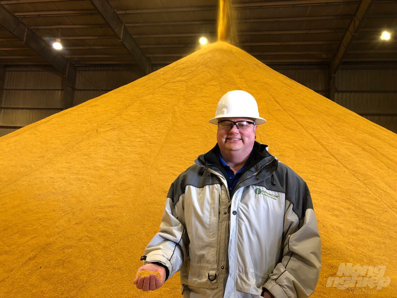 Một cơ sở chế biến ethanol, bột bã ngô ở Nebraska. Ảnh: Trần Cao.