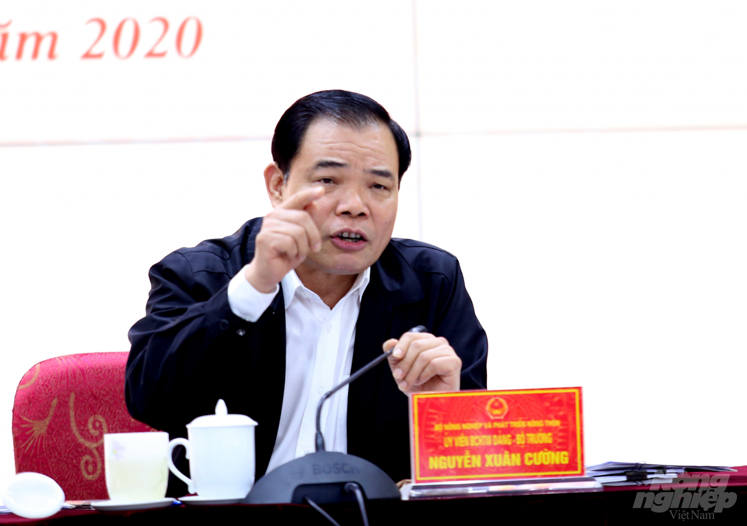 Bộ trưởng Nguyễn Xuân Cường ví vải thiều như 