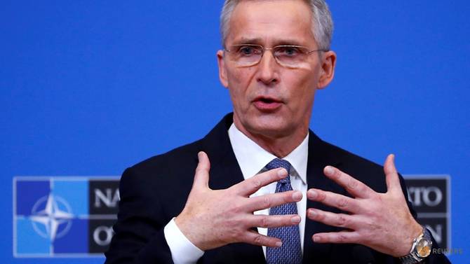 Tổng thư ký NATO Jens Stoltenberg phát biểu tại một cuộc họp báo hôm 12/2/2020. Ảnh: Francois Lenoir/Reuters.