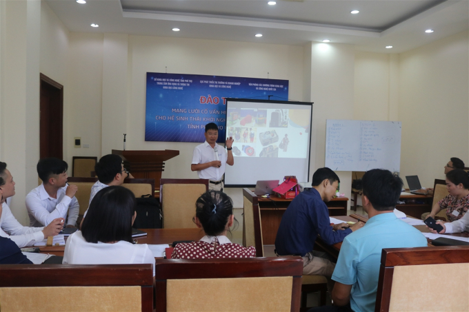 Năm 2019, Sở KH&CN đã tổ chức lớp đào tạo mạng lưới cố vấn huấn luyện viên cho Hệ sinh thái KNĐMST tỉnh Phú Thọ
