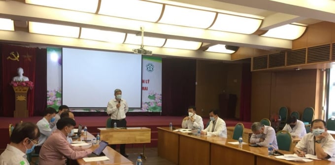 Thứ trưởng Bộ Y tế Nguyễn Trường Sơn phát biểu tại cuộc họp. Ảnh: Bộ Y tế.