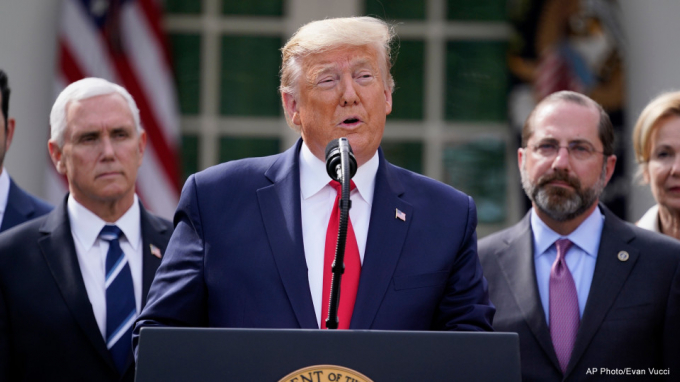 Tổng thống Donald Trump phát biểu trong cuộc họp báo về Covid-19 trong Vườn hồng của Nhà Trắng hôm 13/3/2020. Ảnh: Evan Vucci/AP.