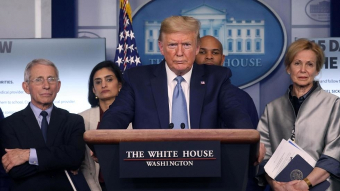 Tổng thống Mỹ Donald Trump họp báo về tình hình dịch Covid-19 tại Nhà Trắng, Washington, Mỹ, hôm 16/3/2020. Ảnh: Leah Millis/Reuters.