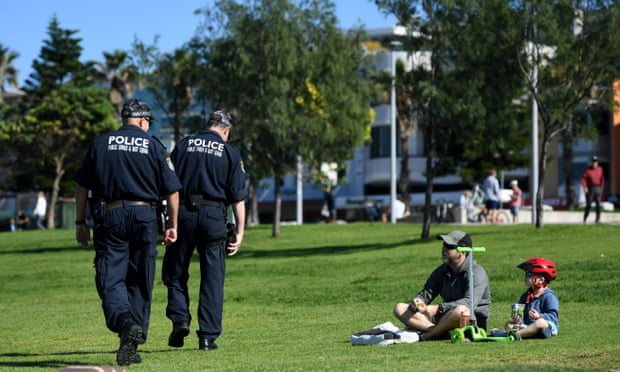 Cảnh sát New South Wales xử phạt 155 trường hợp vào lễ Phục sinh cuối tuần. Ảnh: EPA.