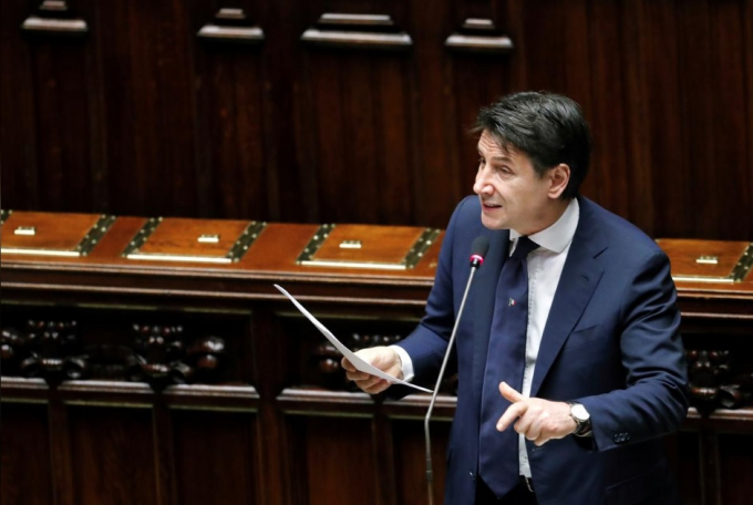 Thủ tướng Italia Giuseppe Conte phát biểu trước Hạ viện về dịch Covid-19 tại Rome, ngày 21/4/2020. Ảnh: Reuters.