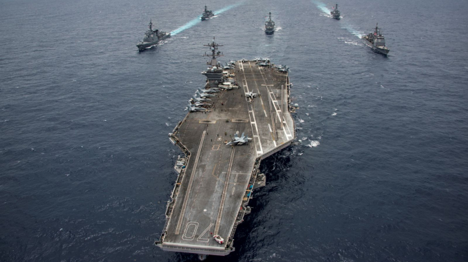 Các tàu sân bay lớp Nimitz của hải quân Hoa Kỳ, giống như trong hình, thường xuyên đi vào Vịnh Ba Tư. Ảnh: Sky News.