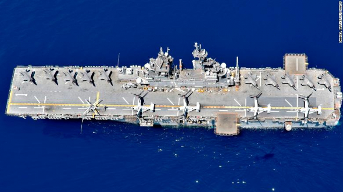 Tàu tấn công đổ bộ USS Wasp đi qua vùng biển của Biển Đông vào năm 2019. Ảnh: Hải quân Hoa Kỳ.