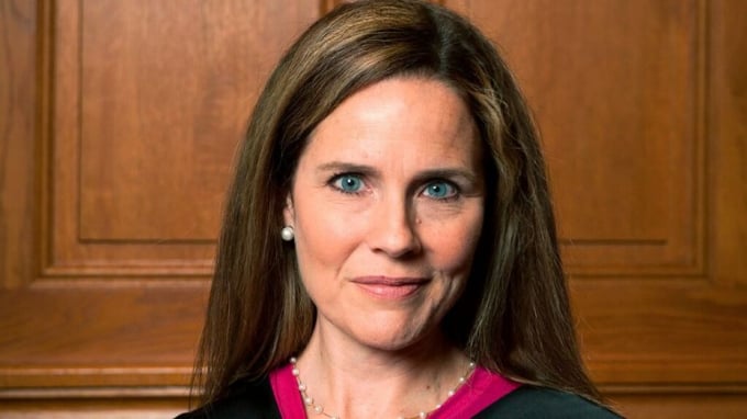 Bà Amy Coney Barrett - người dự kiến được Trump 'chọn mặt gửi vàng' cho ghế thẩm phán Tòa án Tối cao Mỹ. Ảnh: AP.