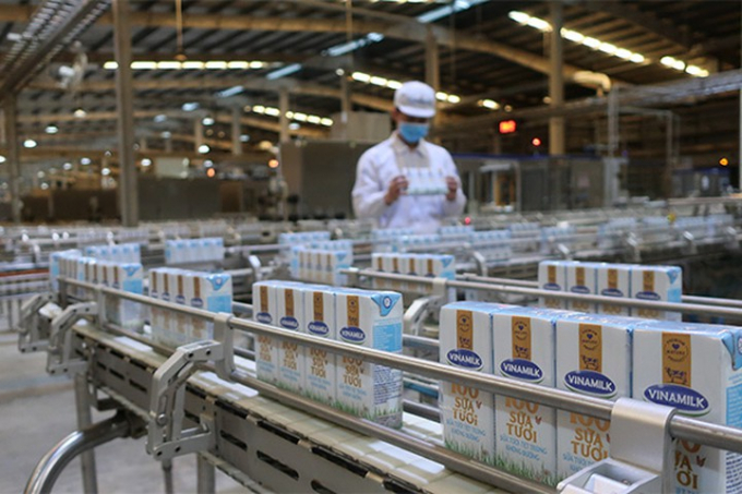 Dù vướng đại dịch Covid-19, 'ông trùm'' ngành sữa Việt Nam Vinamilk vẫn đạt kết quả kinh doanh tích cực.