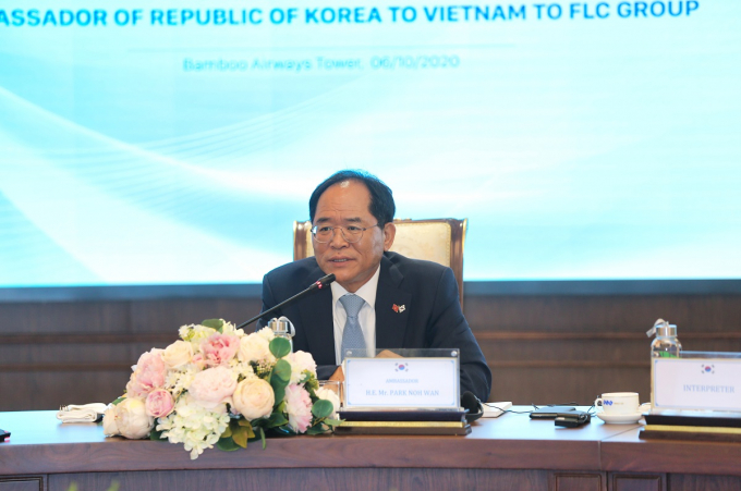 Đại sứ Hàn Quốc tại Việt Nam Park Noh Wan