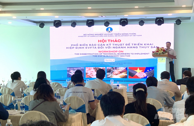 Mr. Le Thanh Hoa, Deputy Director of the Agro-Processing and Market Development Authority making speech at the Conference. Photo: H.D.