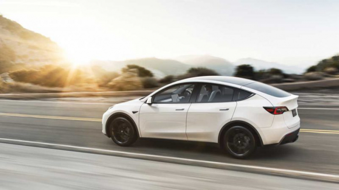 Model SUV Y của Tesla đang bị cạnh tranh mạnh từ các đối thủ.