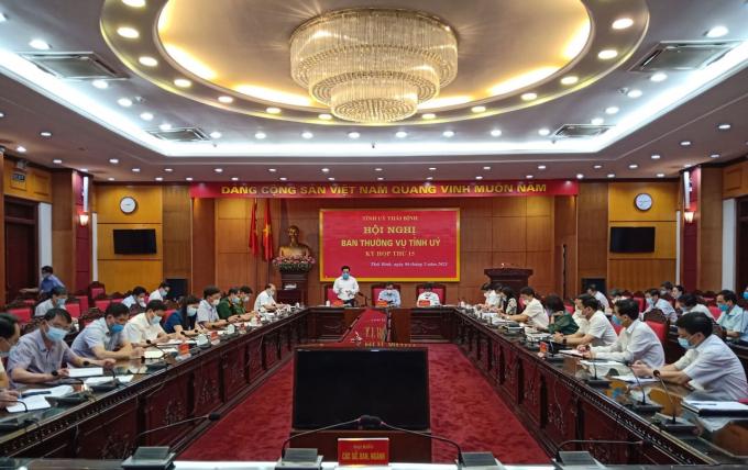 Sáng 6/5, UBND tỉnh Thái Bình đã tổ chức họp khẩn, chỉ đạo các địa phương tích cực phòng, chống SARS-CoV-2. Ảnh: AL.
