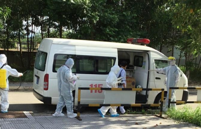Bệnh nhân nghi mắc Covid-19 ở Thừa Thiên-Huế đã được đưa đến điều trị tại Bệnh viện Trung ương Huế - cơ sở 2 (Ảnh minh họa).