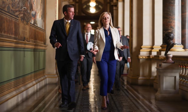 Secretary of state for international trade Liz Truss with Australian trade minister Dan Tehan. Photo: Simon Dawson/No 10 Downing Street.