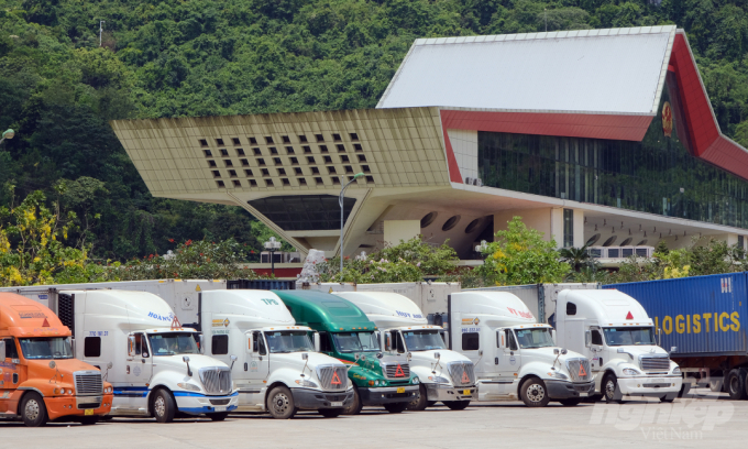 Hiện nay trên địa bàn tỉnh Lạng Sơn có 05/12 cặp cửa khẩu thông quan hàng hóa xuất nhập khẩu.