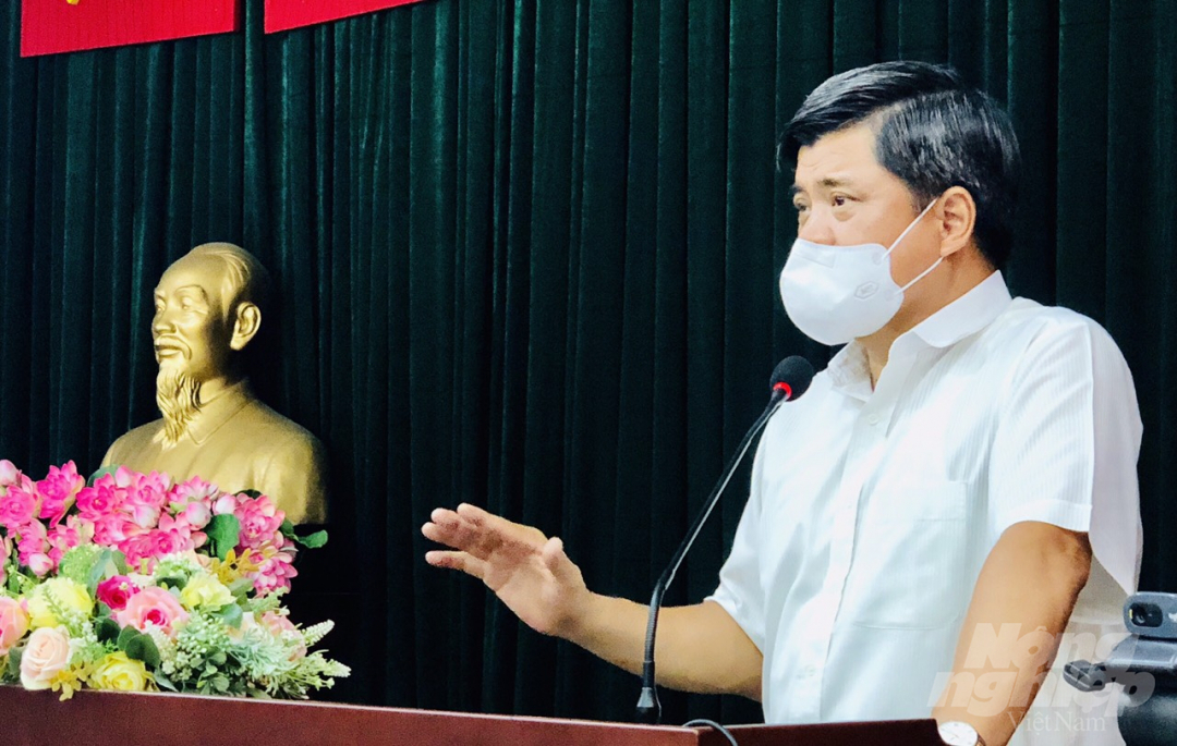 Thứ trưởng Bộ NN-PTNT Trần Thanh Nam nêu ý kiến tại cuộc họp.