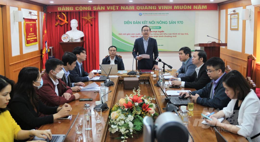 Ông Nguyễn Ngọc Thạch, Tổng Biên tập Báo Nông nghiệp Việt Nam, phát biểu khai mạc diễn đàn.