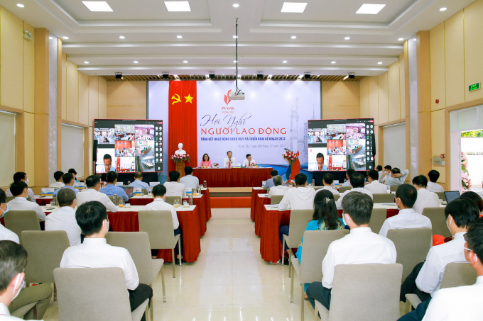 Công ty Chế biến Khí Vũng Tàu tổ chức Hội nghị Người lao động bằng hình thức trực tiếp & trực tuyến.