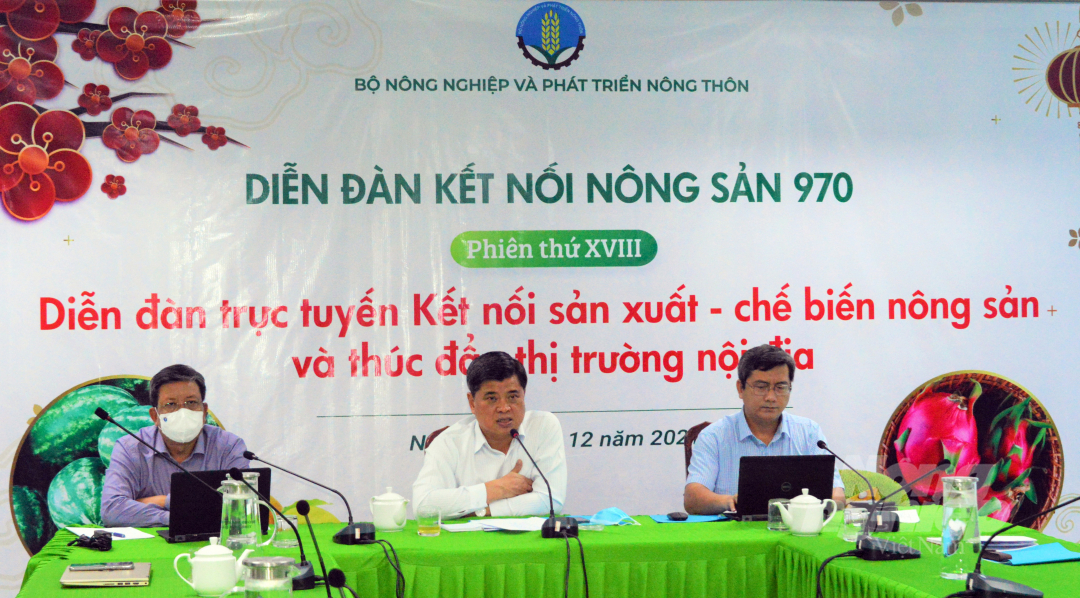 Thứ trưởng Trần Thanh Nam phát biểu chỉ đạo diễn đàn tại đầu cầu Kiên Giang.