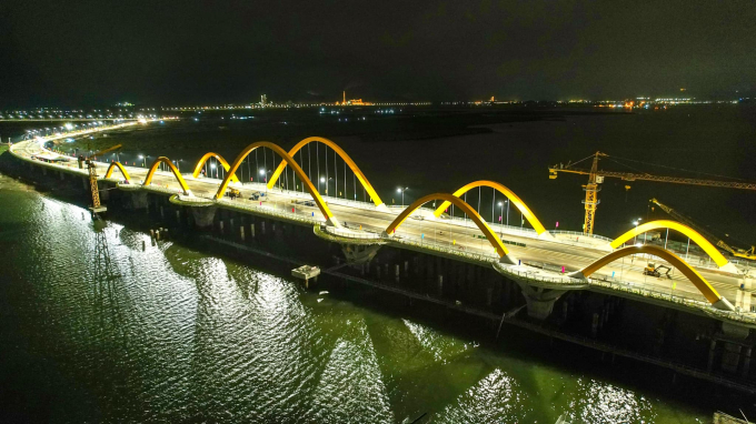 Cầu Tình Yêu sẽ tạo điều kiện đi lại thuận lợi cho người dân 2 bờ vịnh Cửa Lục và kết nối các khu công nghiệp. Ảnh: ĐP