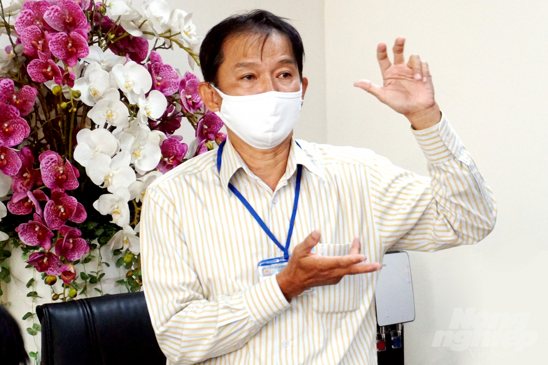 Bác sĩ Trương Thanh Trung, Trưởng phòng Y tế quận 2, phó ban An toàn thực phẩm quận 2. Ảnh: Nguyễn Thủy.