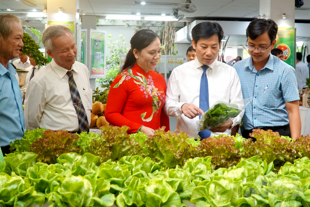 HTX Nông nghiệp Tuấn Ngọc (quận 9) là một trong những mô hình nông nghiệp tiêu biểu của TP.HCM được nhiều nông dân tỉnh, thành đến tham quan học tập. Ảnh: Nguyễn Thủy.