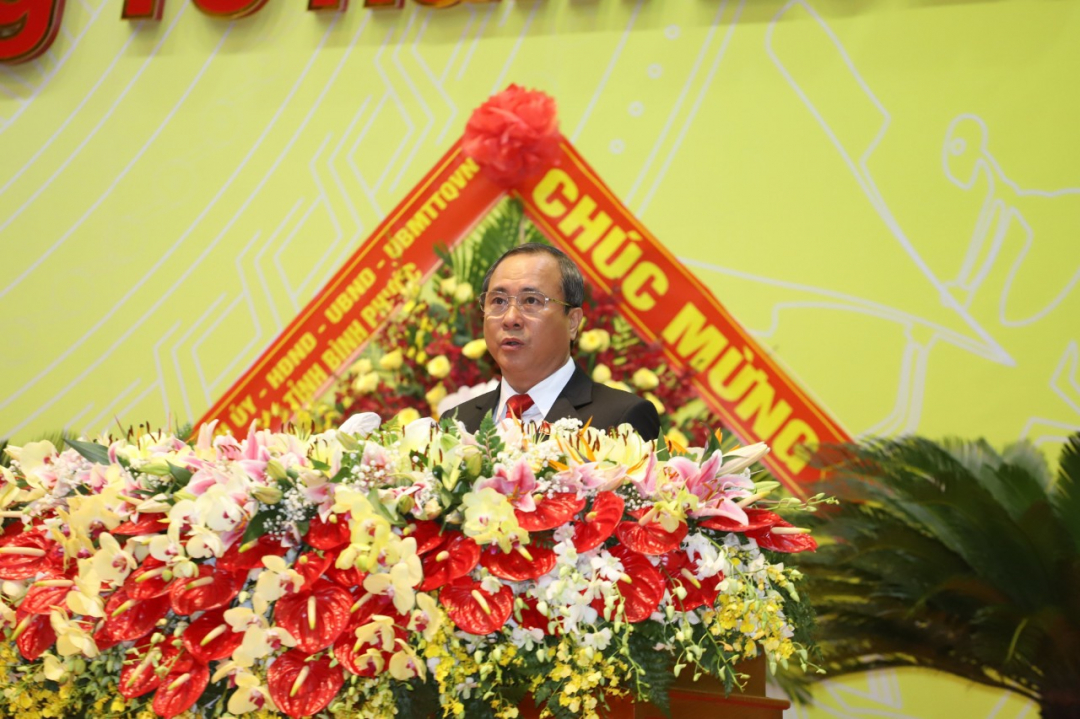Ông Trần Văn Nam, Bí thư Tỉnh ủy Bình Dương, phát biểu tại Đại hội.